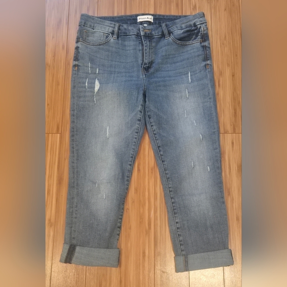 Light Blue Distressed Rolled-Cuff Women's Jeans